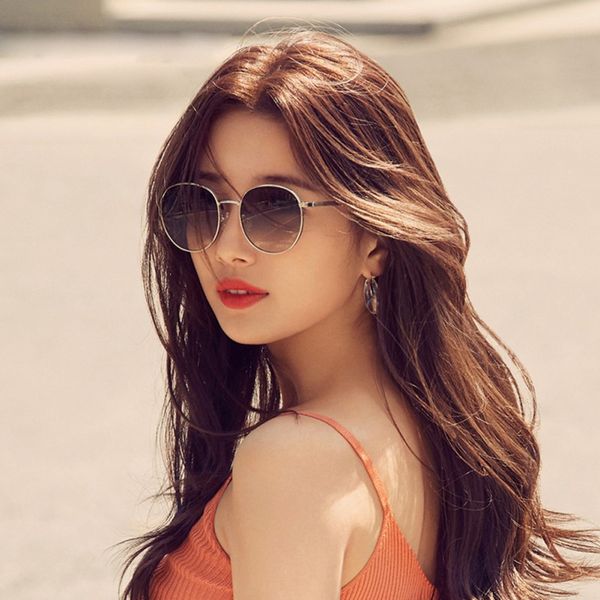 women's oval eyewear fashion style popular glasses semi metal retro sunglasses new arrival, White;black
women's oval eyewear fashion style popular glasses semi metal retro sunglasses new arrival, White;black