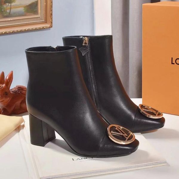 2021 luxury women fashion shoes madeleine ankle boot zipper style luxury bottes femmes snow winter leather big size lady shoes botas de muje
2021 luxury women fashion shoes madeleine ankle boot zipper style luxury bottes femmes snow winter leather big size lady shoes botas de muje