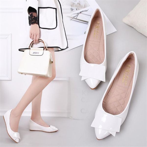 elegant pointed wedge shoes flat shoes women patent leather flats fashion slip on ladies lady slip on ballet office, Black
elegant pointed wedge shoes flat shoes women patent leather flats fashion slip on ladies lady slip on ballet office, Black