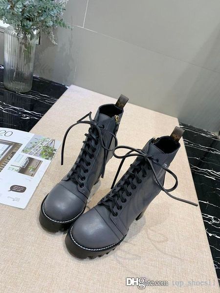 brand short boots leather ankle boots women high heel 10cm chunky heel winter luxury shoes martin boots designers w1, Black
brand short boots leather ankle boots women high heel 10cm chunky heel winter luxury shoes martin boots designers w1, Black