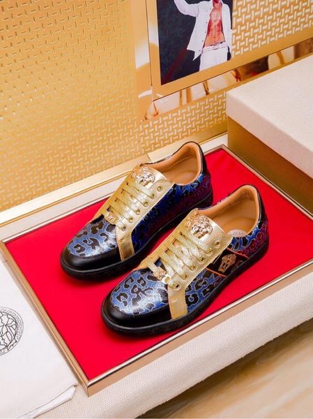 2020e new custom printed embroidered leather men's low-lace-up casual shoes, high-quality fashionable outdoor sports shoes, size: 3, Black
2020e new custom printed embroidered leather men's low-lace-up casual shoes, high-quality fashionable outdoor sports shoes, size: 3, Black