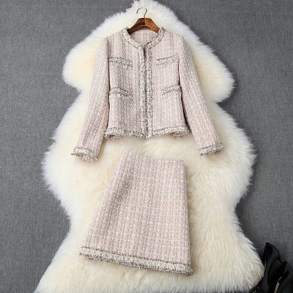 european and american women's clothing 2020 winter new style long - sleeved beaded coat skirts tweed fashion suit, White
european and american women's clothing 2020 winter new style long - sleeved beaded coat skirts tweed fashion suit, White