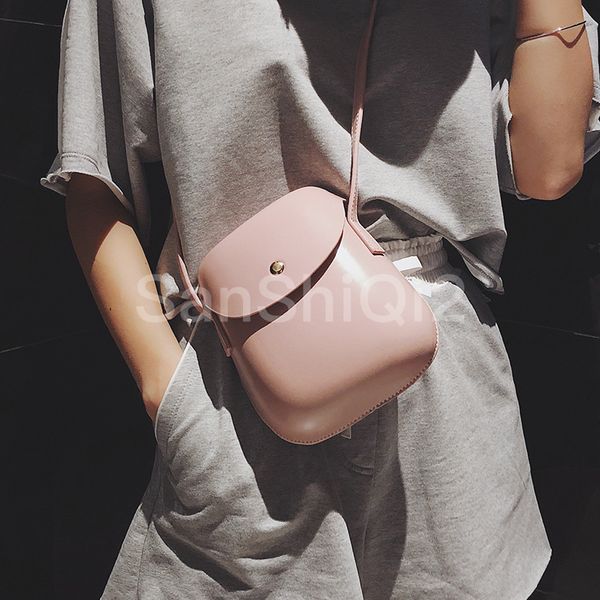 fashion vintage mini shell female bag 2020 new women's designer handbag pu leather women bag shoulder messenger
fashion vintage mini shell female bag 2020 new women's designer handbag pu leather women bag shoulder messenger