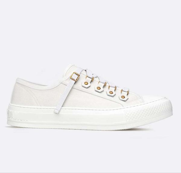 with box woman sneaker casual shoes trainers high qualit sports shoe size:35-41 by shoe06 d1604, Black
with box woman sneaker casual shoes trainers high qualit sports shoe size:35-41 by shoe06 d1604, Black
