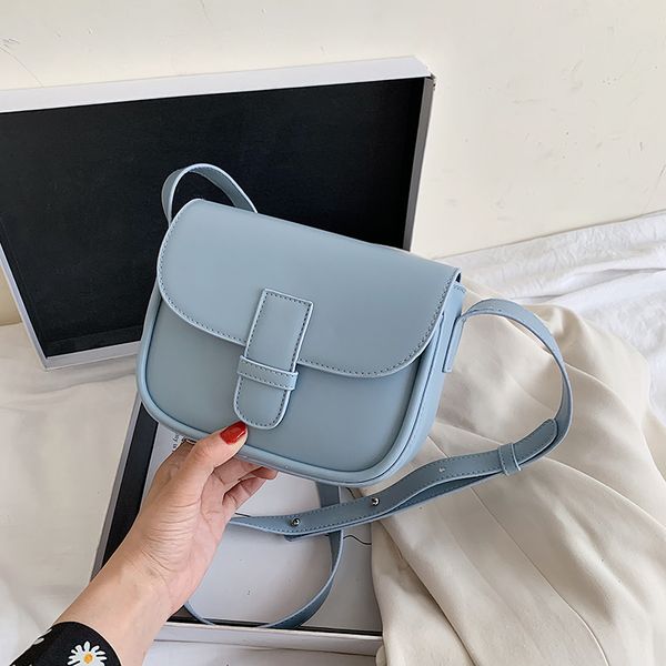 2020 summer new fashion lady messenger bag casual shopping all-match blue lady shoulder bag
2020 summer new fashion lady messenger bag casual shopping all-match blue lady shoulder bag