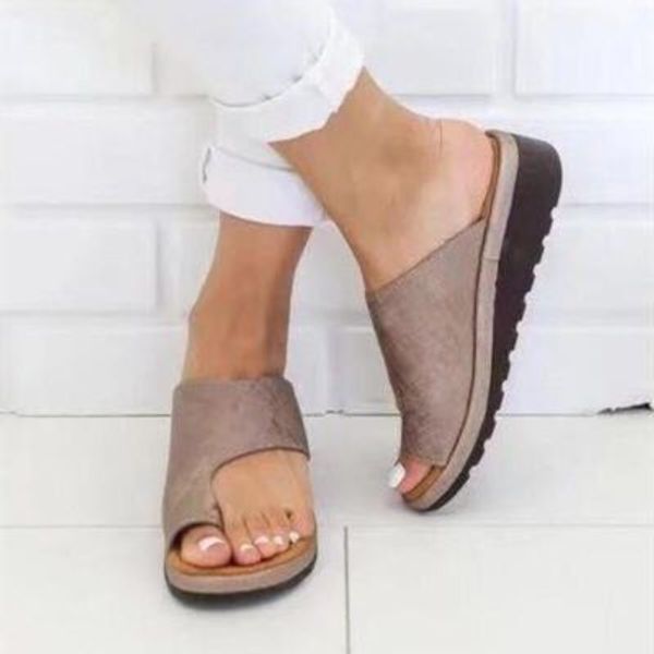 outside wearing leather tow slope with toe sandals and slippers female large size y200620, Black
outside wearing leather tow slope with toe sandals and slippers female large size y200620, Black