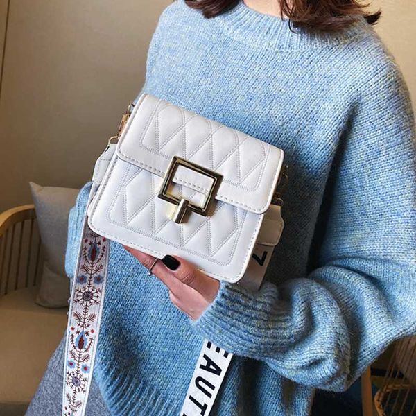vintage women diamond lattice flap shoulder bags ladies black white clear purse clutch hand bag wide strap cross body pack 2020
vintage women diamond lattice flap shoulder bags ladies black white clear purse clutch hand bag wide strap cross body pack 2020