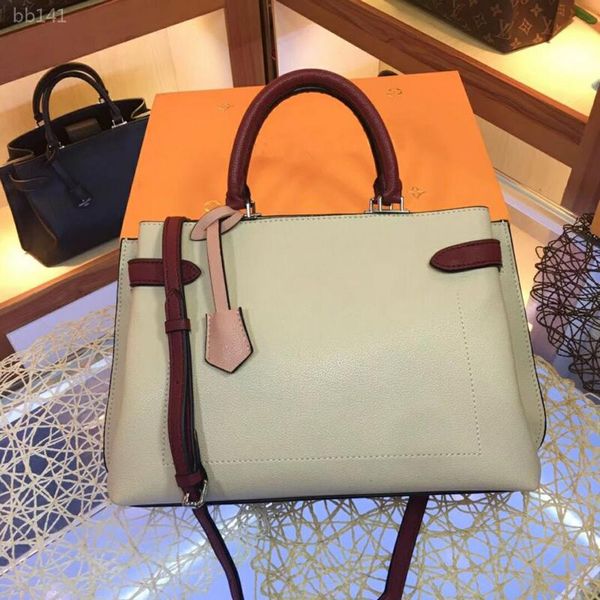 2020 luxury retro shoulder bag leather printing bags designer handbag shoulder bags women black shopping bag crossbody purse tote
2020 luxury retro shoulder bag leather printing bags designer handbag shoulder bags women black shopping bag crossbody purse tote