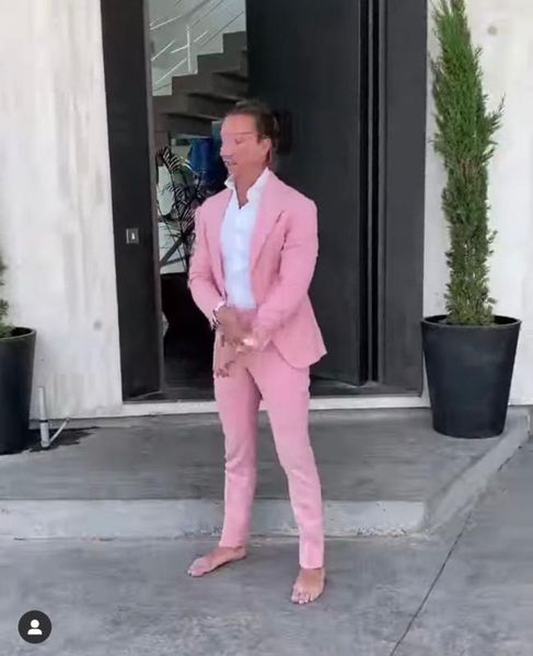 fashion pink men suits wedding costume homme tuxedo groom man slim fit blazer groomsmen suit terno masculino 2 pcs jacket pant, White;black
fashion pink men suits wedding costume homme tuxedo groom man slim fit blazer groomsmen suit terno masculino 2 pcs jacket pant, White;black