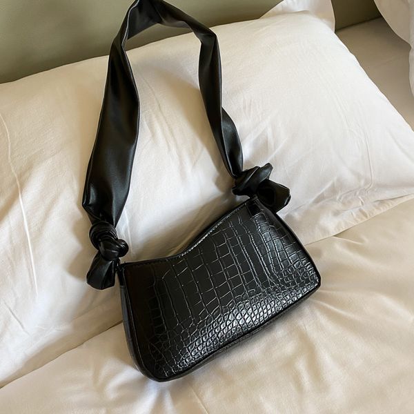 crocodile pattern pu leather crossbody bags for women 2020 spring fashion female shoulder handbags lady travel totes
crocodile pattern pu leather crossbody bags for women 2020 spring fashion female shoulder handbags lady travel totes