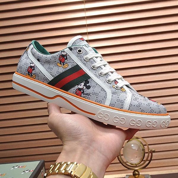 mens tennis 1977 sneaker fashion shoes sneakers canvas outdoor sports shoes for men lace -up big size with box scarpe da uomo sale luxury, Black
mens tennis 1977 sneaker fashion shoes sneakers canvas outdoor sports shoes for men lace -up big size with box scarpe da uomo sale luxury, Black