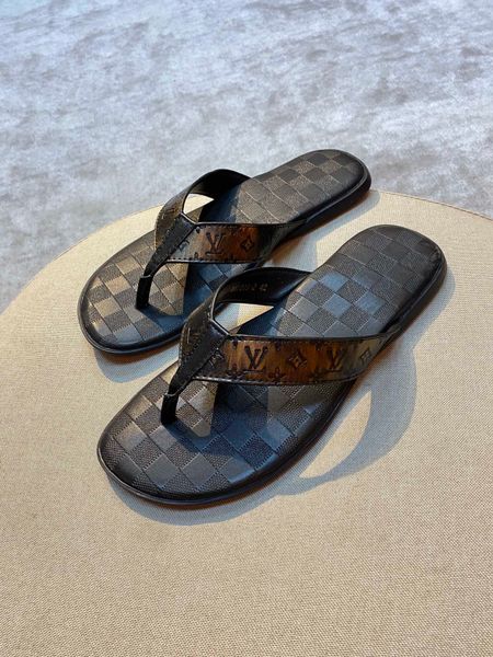 2020 latest breathable leather fashion men's shoes women's shoes couple models 1a4uit mirabeau thong luxury designer italian desig
2020 latest breathable leather fashion men's shoes women's shoes couple models 1a4uit mirabeau thong luxury designer italian desig