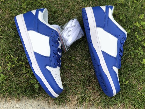 2020 authentic dunk low kentucky white varsity royal running shoes men women syracuse university red brazil outdoor skateboard sneakers
2020 authentic dunk low kentucky white varsity royal running shoes men women syracuse university red brazil outdoor skateboard sneakers