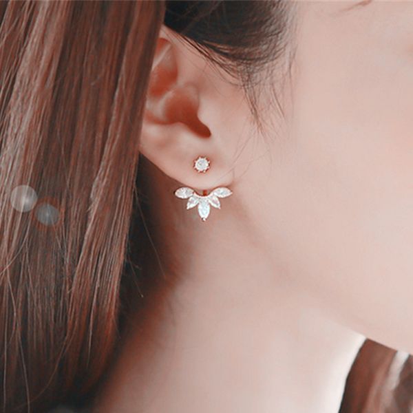 2020 new earing hit the horse eye zircon daisy flowers such as studs earrings wholesale and mixed batch of factory direct sale, Silver
2020 new earing hit the horse eye zircon daisy flowers such as studs earrings wholesale and mixed batch of factory direct sale, Silver