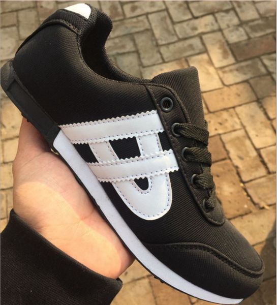 size 36-45 brand running shoes for men women low cut lace up casual sport shoes outdoor zapatillas sneakers walking shoes, Black 
size 36-45 brand running shoes for men women low cut lace up casual sport shoes outdoor zapatillas sneakers walking shoes, Black