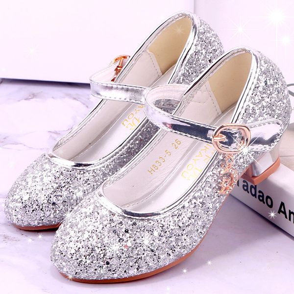 new kids shoes for girls princess party wedding shoes children high heel glitter crystal sandals soft school shoe summer 2020, Black;grey
new kids shoes for girls princess party wedding shoes children high heel glitter crystal sandals soft school shoe summer 2020, Black;grey