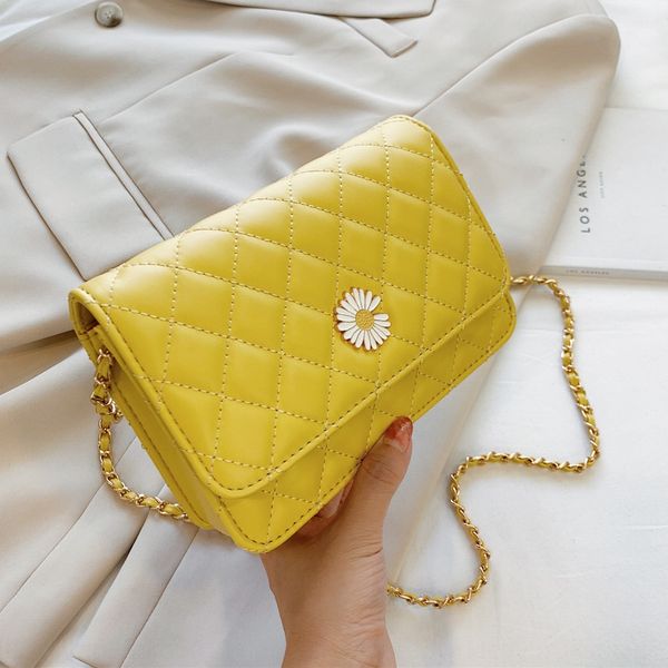 fairy all-match satchel women's net red new korean style lingge chain shoulder messenger bag small xiangfeng small bag
fairy all-match satchel women's net red new korean style lingge chain shoulder messenger bag small xiangfeng small bag