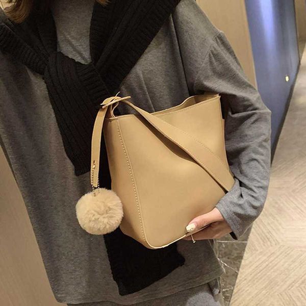 vintage women bucket bags high capacity pu leather tote bag ladies shoulder handbags casual puffer ball hasp messenger pack
vintage women bucket bags high capacity pu leather tote bag ladies shoulder handbags casual puffer ball hasp messenger pack