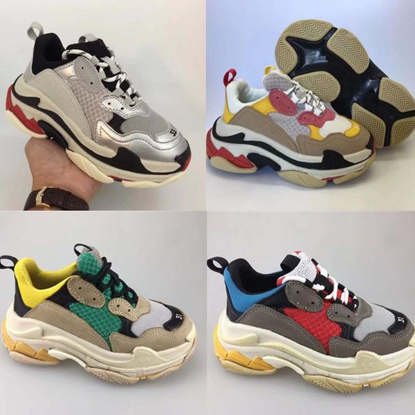 2020 children designer paris 17fw triple s sneakers for kids black white casual dad shoes tennis increasing sneakers 36-45, Black;red
2020 children designer paris 17fw triple s sneakers for kids black white casual dad shoes tennis increasing sneakers 36-45, Black;red
