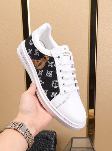 2020-2019g summer men's leather low-casual shoes, flat comfortable white shoes, high-quality fashion wild sports shoes, size: 38-44
2020-2019g summer men's leather low-casual shoes, flat comfortable white shoes, high-quality fashion wild sports shoes, size: 38-44