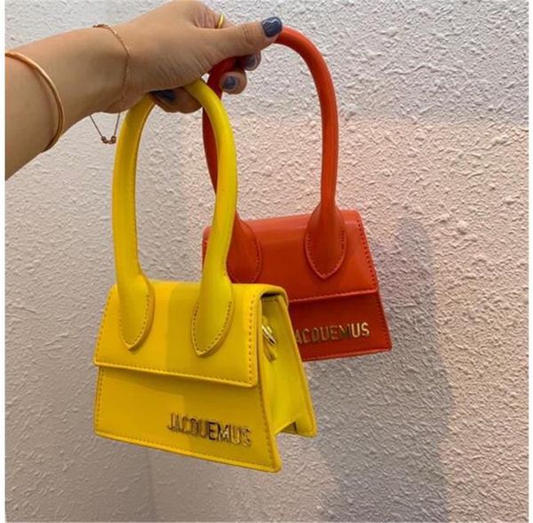2020 мода кошелек мешка рука crossbody сумки для женщин высокого качества малой сумка роскошного конструктора дама jacquemus мини сумки
2020 мода кошелек мешка рука crossbody сумки для женщин высокого качества малой сумка роскошного конструктора дама jacquemus мини сумки