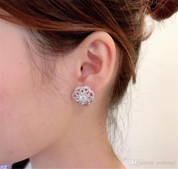 luxury earrings jewelry s925 sterling silver flower stud earrings cubic zircon luxury women jewelry ing, Golden;silver
luxury earrings jewelry s925 sterling silver flower stud earrings cubic zircon luxury women jewelry ing, Golden;silver