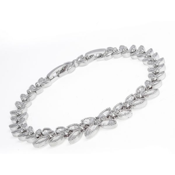 olive leaves and leaves hand decorated chain lock simple forest valentines day gift stall selling manufacturers direct source, Golden;silver
olive leaves and leaves hand decorated chain lock simple forest valentines day gift stall selling manufacturers direct source, Golden;silver