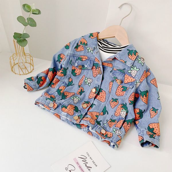 girl designer jackets kids 2020 autumn fashion full printed strawberry jacketrs children cute rolita style 2020 jacket girls coat, Blue;gray
girl designer jackets kids 2020 autumn fashion full printed strawberry jacketrs children cute rolita style 2020 jacket girls coat, Blue;gray