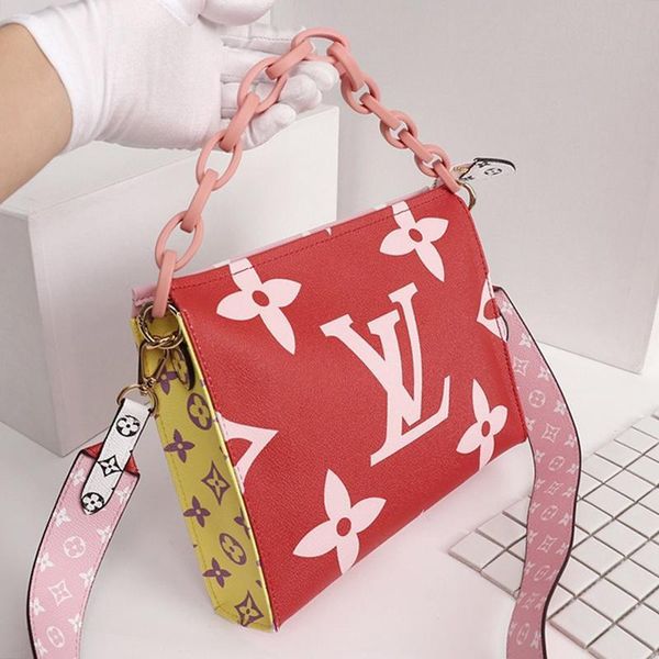 новое прибытие женщины кожа crossbody сумка сумка женской luxury design shoulder bag женских клатчи сумка тотализаторы саки bandouli ere
новое прибытие женщины кожа crossbody сумка сумка женской luxury design shoulder bag женских клатчи сумка тотализаторы саки bandouli ere