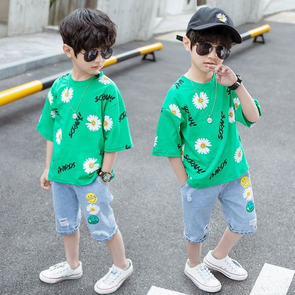 summer 8-year-old boy's casual suit big and medium-sized daisy t-shirt jeans pants 2020 jeans wear children's new children's
summer 8-year-old boy's casual suit big and medium-sized daisy t-shirt jeans pants 2020 jeans wear children's new children's