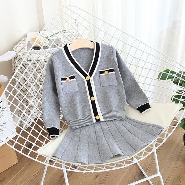2019 autumn new korean style children's weargirls' knitted cardigan short jacket skirt children's wear skirt two-piece set, Blue
2019 autumn new korean style children's weargirls' knitted cardigan short jacket skirt children's wear skirt two-piece set, Blue
