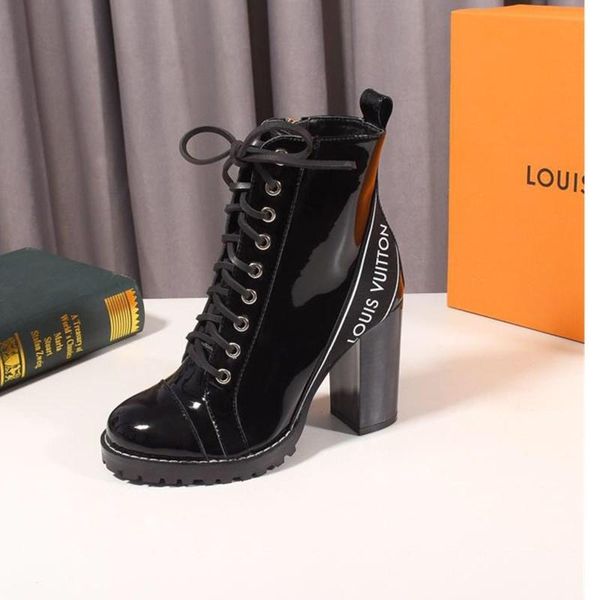 138 new women's casual shoes, luxury designer women's shoes, outdoor travel party shoes, original box packaging, Black
138 new women's casual shoes, luxury designer women's shoes, outdoor travel party shoes, original box packaging, Black