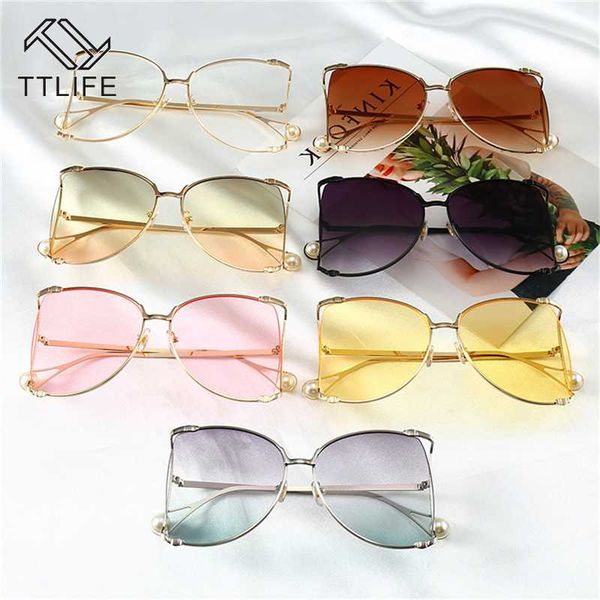 women 2020 women oversized sunglasses brand designer big square sun glasses pearl decoration cat eye shades gafas de sol eyewear, White;black
women 2020 women oversized sunglasses brand designer big square sun glasses pearl decoration cat eye shades gafas de sol eyewear, White;black