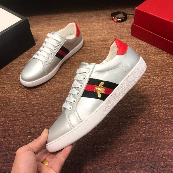 2020s high-quality leather bee embroidery low-casual men's tide shoes, fashionable wild breathable sports running shoes, size: 38-4, Black
2020s high-quality leather bee embroidery low-casual men's tide shoes, fashionable wild breathable sports running shoes, size: 38-4, Black