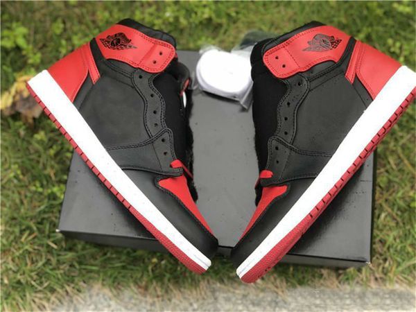 with box 1 high og banned heel basketball shoes men black varsity red white trainers outdoor sneakers size 7-12
with box 1 high og banned heel basketball shoes men black varsity red white trainers outdoor sneakers size 7-12