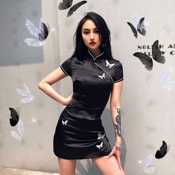 2020new style eegant butterfly embroidery retro women's dress slim split cheongsam slim bodycon clubwear black dress s l, White;black
2020new style eegant butterfly embroidery retro women's dress slim split cheongsam slim bodycon clubwear black dress s l, White;black