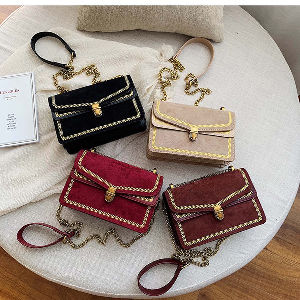 vintage embroidered suede flap chain shoulder crossbody bag for women handbags ladies messengershoulder messenger bag female purses
vintage embroidered suede flap chain shoulder crossbody bag for women handbags ladies messengershoulder messenger bag female purses