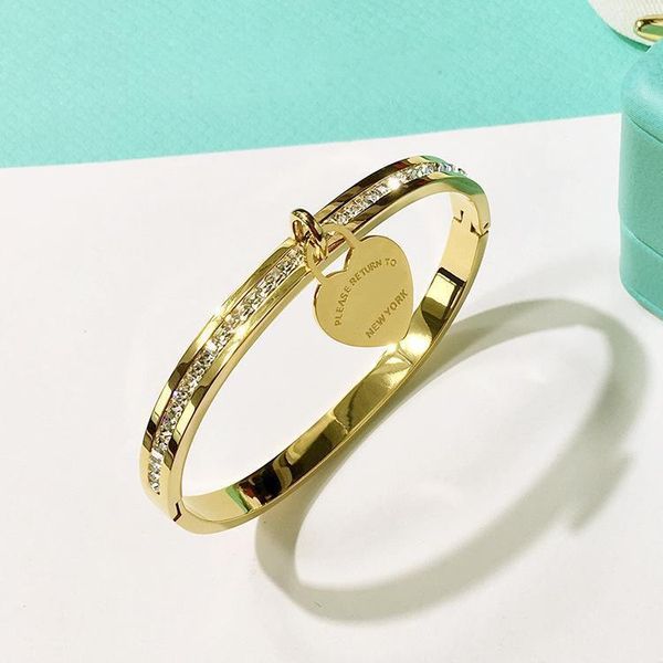 316l titanium steel punk bracelet with square diamonds and heart for women bangle women wedding gift night club jewelry ps5257, Black
316l titanium steel punk bracelet with square diamonds and heart for women bangle women wedding gift night club jewelry ps5257, Black
