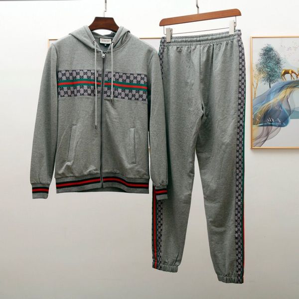 2020 mens designer tracksuits front logo print mens tracksuit black autumn winter knitted luxury men tracksuit
2020 mens designer tracksuits front logo print mens tracksuit black autumn winter knitted luxury men tracksuit