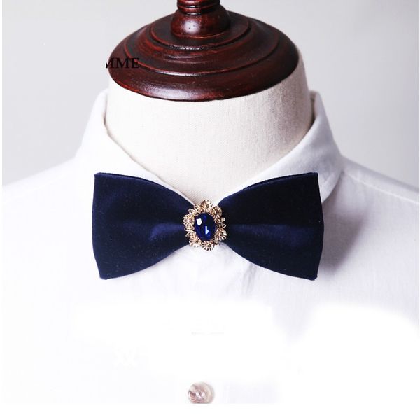 luxury crystal diamond bling bow tie for men women wedding banquet feast club party bridegroom tie fashion female bowtie, Black;gray
luxury crystal diamond bling bow tie for men women wedding banquet feast club party bridegroom tie fashion female bowtie, Black;gray