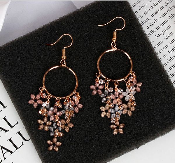 korean-style long exaggerated tassel earrings womens 2020 new-smaller design temperament stud earrings-style ear jewelry, Golden
korean-style long exaggerated tassel earrings womens 2020 new-smaller design temperament stud earrings-style ear jewelry, Golden