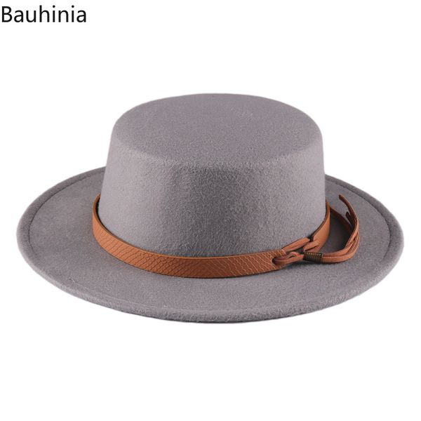 new retro winter autumn men flat brim hat imitation woolen felt fedora hats belt buckle decorated ladies boater hat, Blue;gray
new retro winter autumn men flat brim hat imitation woolen felt fedora hats belt buckle decorated ladies boater hat, Blue;gray