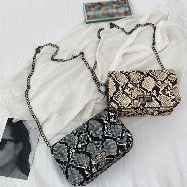 handbags women bags designer serpentine small square crossbody bags wild girls snake print shoulder messenger bag h10
handbags women bags designer serpentine small square crossbody bags wild girls snake print shoulder messenger bag h10