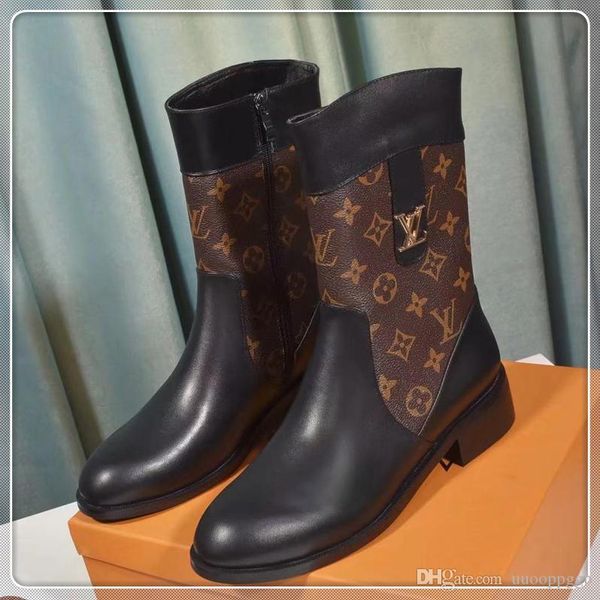2020wv new ladies casual fashion short boots luxury ladies travel party shoes, leather material fast delivery original box packaging, Black
2020wv new ladies casual fashion short boots luxury ladies travel party shoes, leather material fast delivery original box packaging, Black