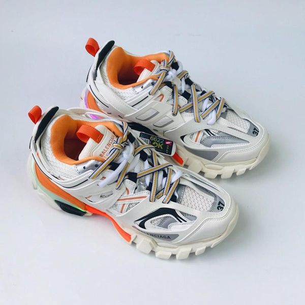 2020lv designer to create casual and comfortable all-match sports shoes, travel shoes outsole non-slip design with original box delivery, Black
2020lv designer to create casual and comfortable all-match sports shoes, travel shoes outsole non-slip design with original box delivery, Black