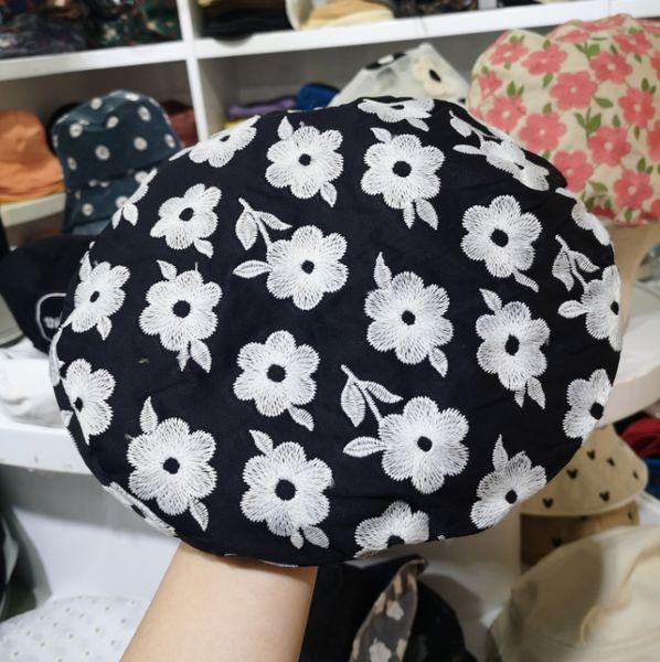korean ins flower women's korean fashion sweet painter's hat beret beret cute street shooting online red beilei painter hat, Blue;gray
korean ins flower women's korean fashion sweet painter's hat beret beret cute street shooting online red beilei painter hat, Blue;gray