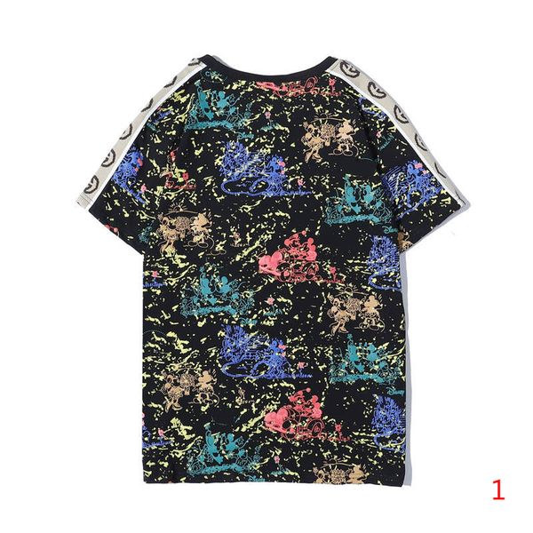 2020 new designer mens t shirts fashion t-shirt colorful crew neck mens tee shirts short sleeve clothing, White;black 
2020 new designer mens t shirts fashion t-shirt colorful crew neck mens tee shirts short sleeve clothing, White;black