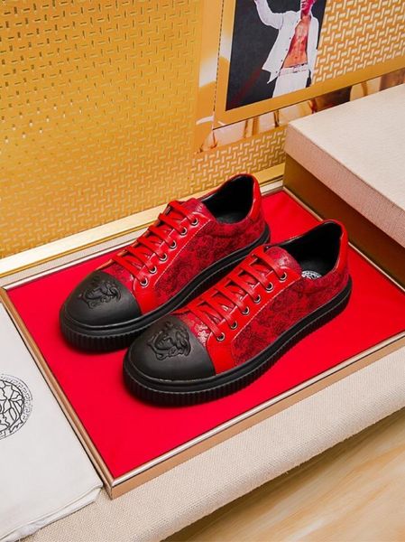 2020i limited edition leather embroidered medusa stitching men's low-lace-up casual shoes, fashionable and versatile sneakers,size, Black
2020i limited edition leather embroidered medusa stitching men's low-lace-up casual shoes, fashionable and versatile sneakers,size, Black