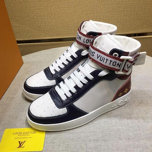 2020 men shoes leather luxury ankle fashion boots men shoes casual chaussures pour hommes boombox sneaker boot leather big size fast ship
2020 men shoes leather luxury ankle fashion boots men shoes casual chaussures pour hommes boombox sneaker boot leather big size fast ship