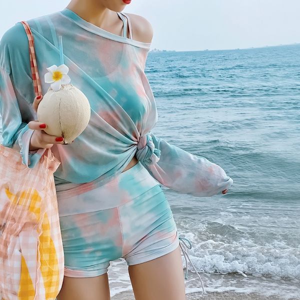 long sleeve split women's swimsuit three-piece blouse sports 2020 new fairy fan student swimsuit, White;black
long sleeve split women's swimsuit three-piece blouse sports 2020 new fairy fan student swimsuit, White;black